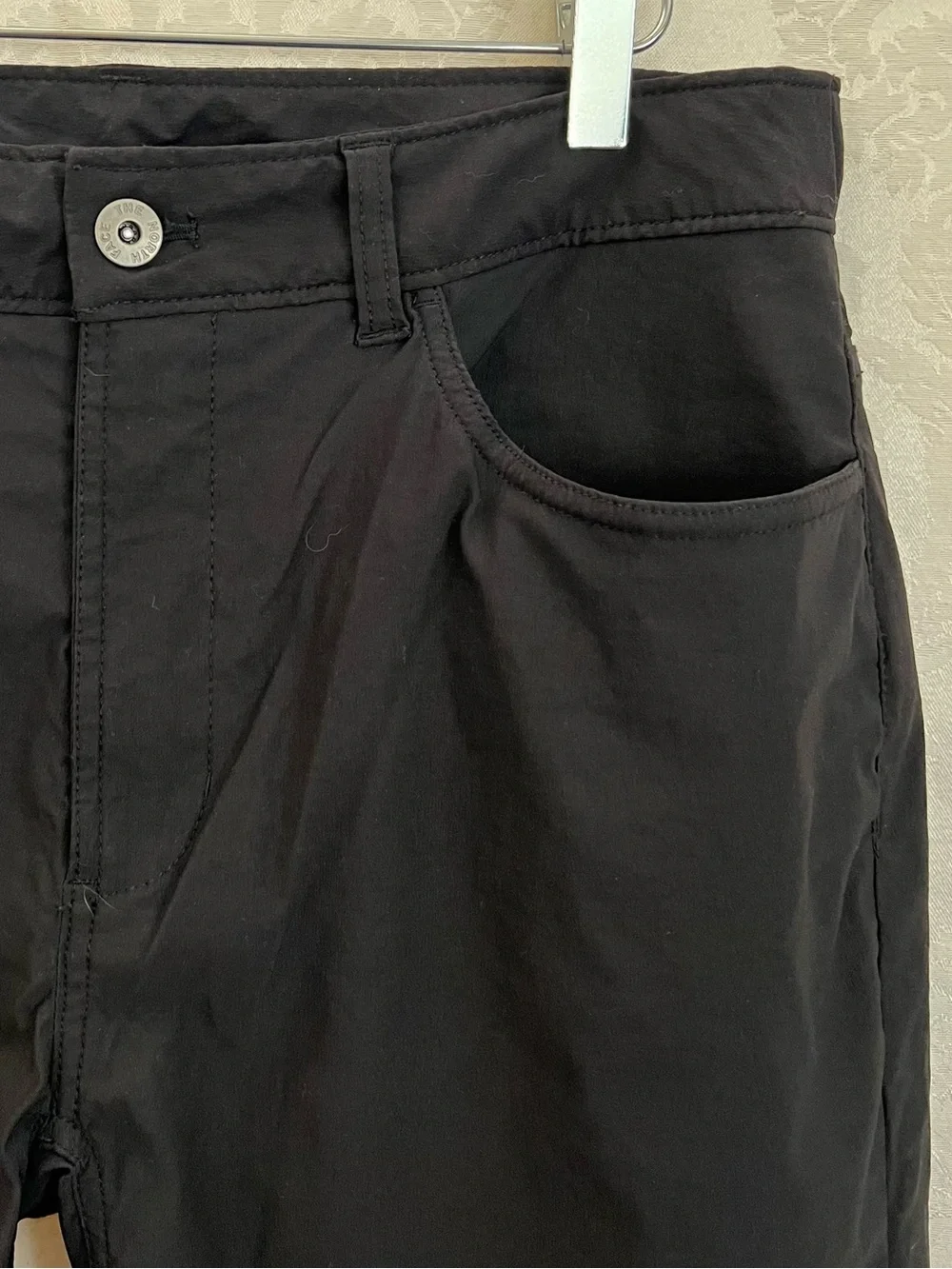 The North Face NWT Men’s Sprag 5-Pocket Pants SIZE 34 SHORT Water Repellent New